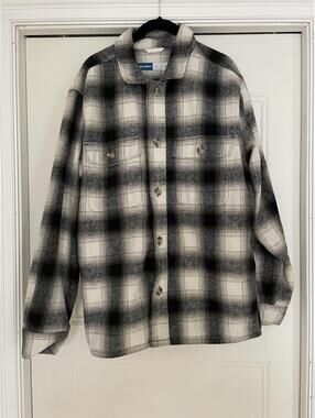 Old Navy Flannel Overshirt Grey White Black Check Men Large